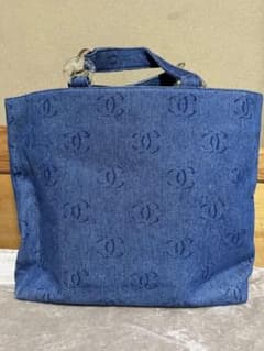 お値下げ　CHANEL デニムトートバッグのサムネイル