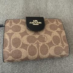 COACH 二つ折り財布 モノグラム柄のサムネイル