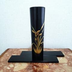 輪島塗】稲忠漆芸堂 花器 フラワーベース 花台付き 黒 金蒔絵 - メルカリ