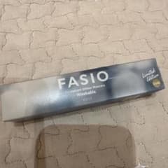 FASIO Permanent Glitter Mascara Goldのサムネイル