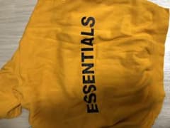ESSENTIALS パーカーのサムネイル
