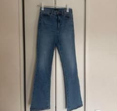 UNIQLO フレアジーンズ サイズ23 (58.5cm)のサムネイル