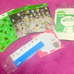 LINEキャラクター グッツのサムネイル