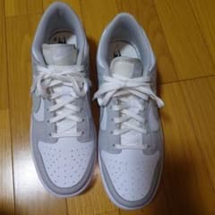 値下Nike ナイキ　スニーカー　ダンクLOWのサムネイル