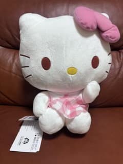 ハローキティ　LLぬいぐるみ　ピンクチェックVer.
