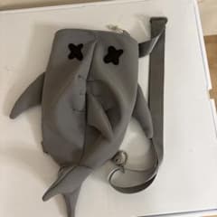 サメ型 ボディバッグ キッズ グレー シャーク　ハロウィンのサムネイル