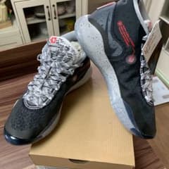 NIKE ZOOM KD12 EPのサムネイル