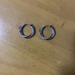 スパイラルデザイン シルバーフープピアス　vivienne westwood スパイラルデザイン シルバーフープピアス vivienne westwood - メルカリ