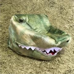 ワニの被り物のサムネイル