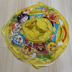アンパンマン 足入れ浮き輪 子供用のサムネイル