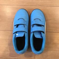 プーマ　サッカートレーニングシューズ　キッズ　21.5㎝のサムネイル