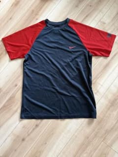 NIKE Dri-FIT Tシャツ 155cmのサムネイル