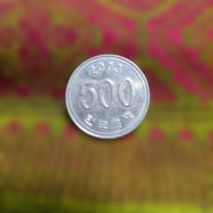韓国 500ウォン硬貨 2003年 - メルカリ