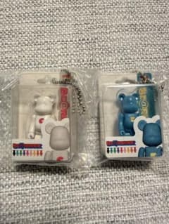 BE@RBRICK ベアブリック パッケージチャーム 第1弾 2色セットのサムネイル