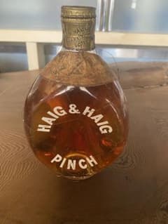 Haig & Haig PINCH スコッチウイスキー ボトル Haig & Haig PINCH スコッチウイスキー ボトル - メルカリ