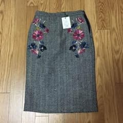 刺繍 ヘリンボンスカートのサムネイル