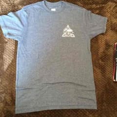 HUF T-shirtのサムネイル