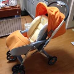 倒せるベビーカー ハンドル切替 コンビのサムネイル