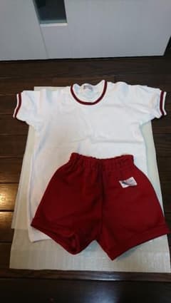 幼稚園制服 体操服②のサムネイル