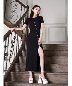 新品タグ付き　Darich  ニットワンピースのサムネイル