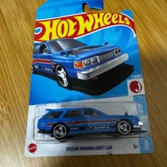 ★新品★ホットウィール　ベーシックカー 日産 マキシマ ドリフトカー　ミニカー