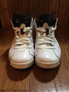 しんちゃん様専用 AIR JORDAN 6 RETRO Bullsのサムネイル