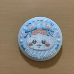 ハチワレ 刺繍 缶バッジのサムネイル