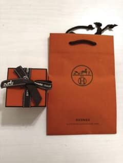 HERMES オレンジ ショップ袋 ギフトボックスのサムネイル