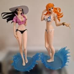 美品】glitter&glamours ワンピース ナミ ロビン 2体セット - メルカリ