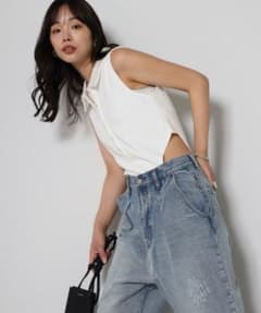 新品タグ付き★ホワイトノースリーブボディスーツのサムネイル
