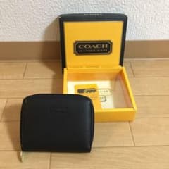 COACH コーチ 二つ折り財布のサムネイル