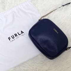 極美品✨フルラ ショルダーバッグ  カメラバッグ  ブルーのサムネイル