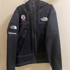 supreme ノースフェイス　マウンテンパーカーのサムネイル