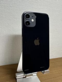 美品 iPhone 12 mini 256GB (ケース3つ付)のサムネイル