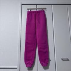 ピンク ジョガーパンツ スウェット素材のサムネイル