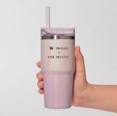 【新品未使用】STANLEY + STARBUCKS ピンク タンブラーのサムネイル
