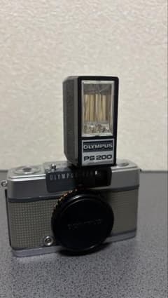 オリンパス OLYMPUS PEN EE2 ストロボ付き オリンパス OLYMPUS PEN EE2 ストロボ付き - メルカリ
