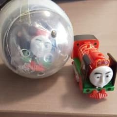 【新品】カプセルプラレール トーマス(ヨンバオ先頭車両)のサムネイル