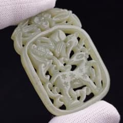希少】骨董品 本物和田玉 青白玉 透かし彫り 福禄寿紋 玉佩 根付