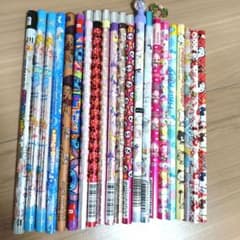 希少平成レトロ 平成女児 鉛筆まとめ売り 21本 チャーム付 San-X など