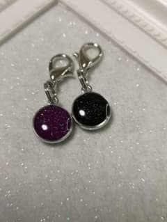 《ハンドメイド》ファスナー（ジッパー）チャーム（紫＆黒）のサムネイル