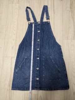 h&m デニムサロペットワンピース　レディースLのサムネイル