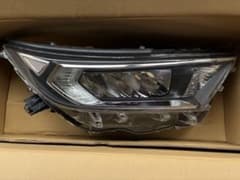 RAV4 ヘッドライト LED MXAA 52/54 後期　（右）のサムネイル