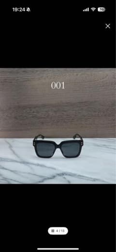 GUCCI ブラック スクエア サングラスのサムネイル