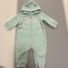 Excellent condition GAP mint green hooded romper, sizes 3-6 months