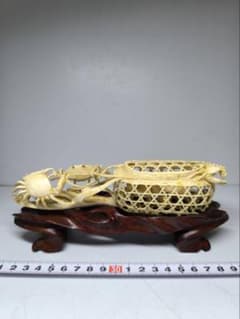 専用　極上　カニ置物　60g 19㎝　東さ7-1128③ 極上 カニ置物 60g 19㎝ 東さ7-1128③ - メルカリ