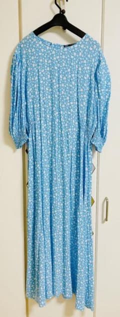 ZARA ザラ　花柄ワンピース　ロングワンピースのサムネイル