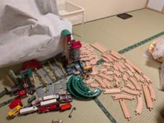 BRIO 木製オモチャ　ブリオ　鉄道　おもちゃのサムネイル
