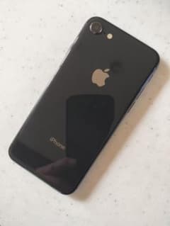 Apple iPhone 8 ブラック 64GB 美品 完動品のサムネイル