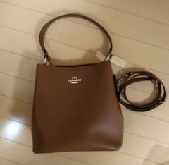 COACH コーチ　2way ショルダーバッグ　タウンバケット　ブラウンのサムネイル